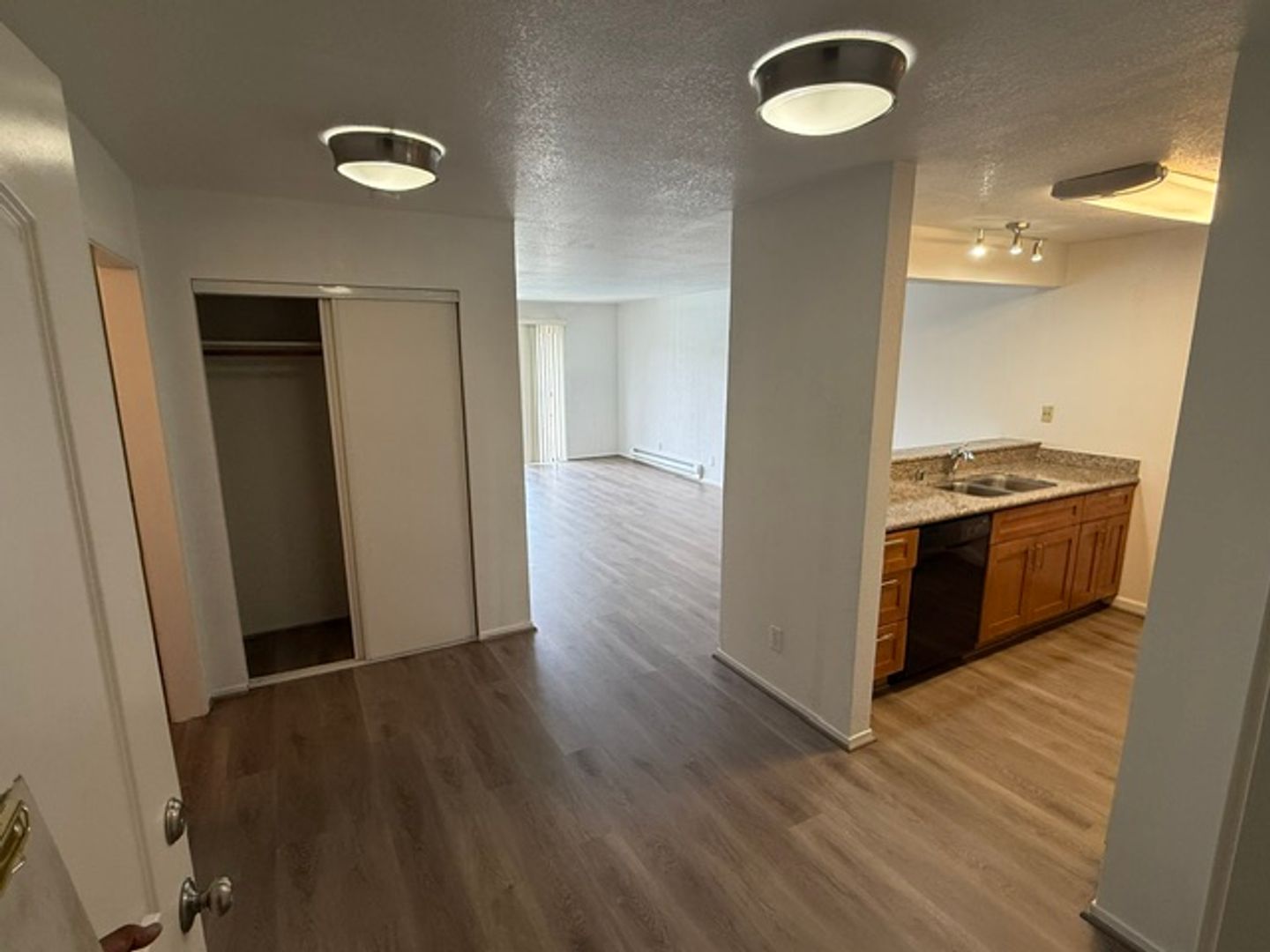 San Pablo House: 13700 San Pablo Ave #2206