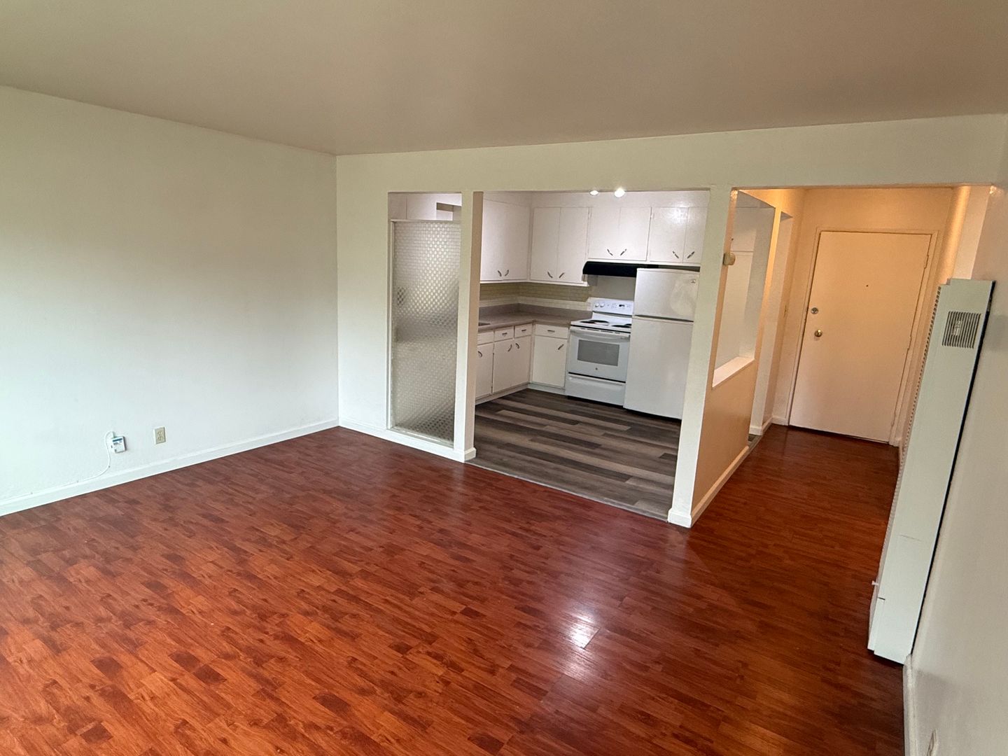 Albany Apartment: 411 Stannage Ave.