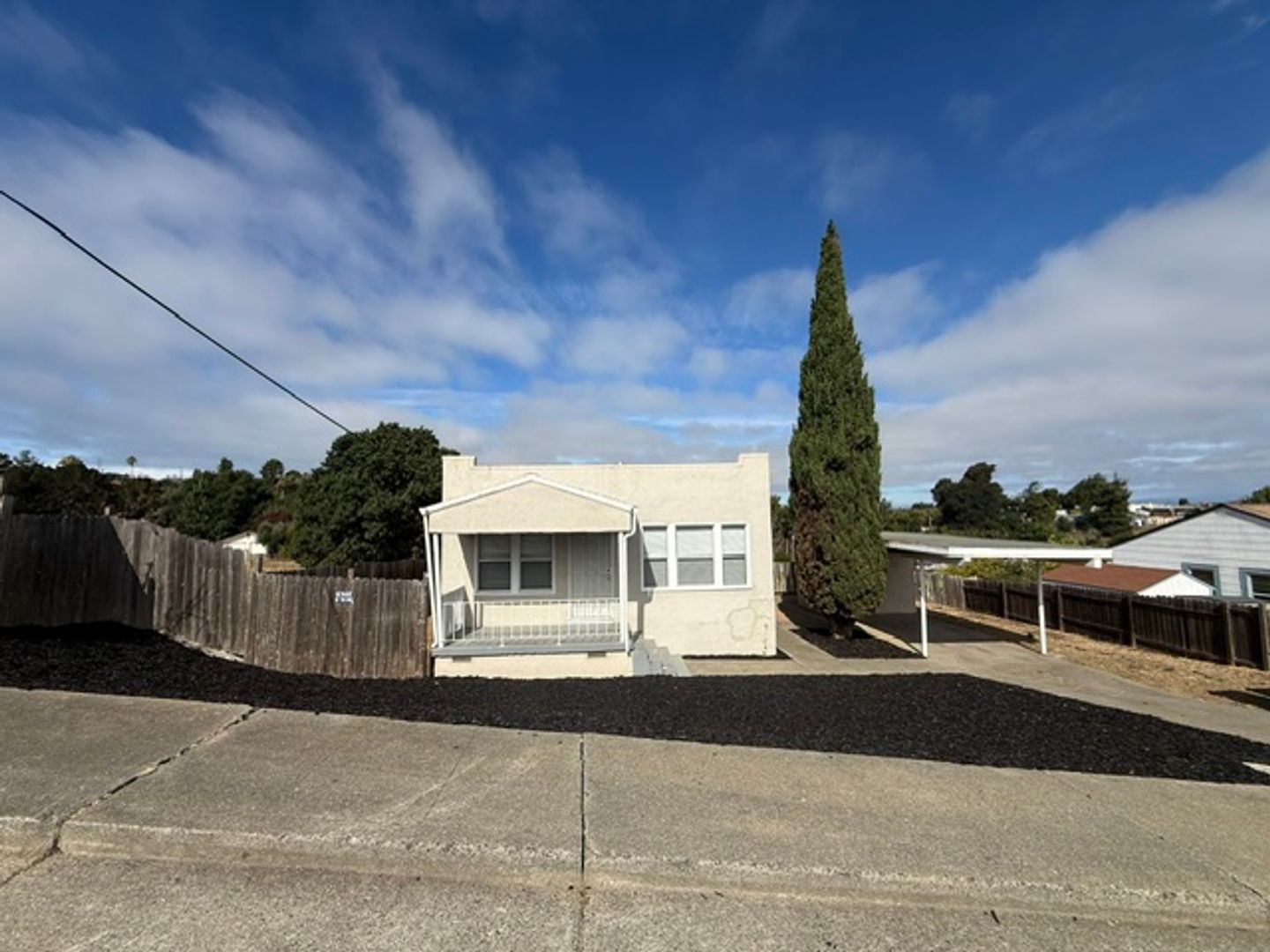 Vallejo House: 143 Ladera Dr.