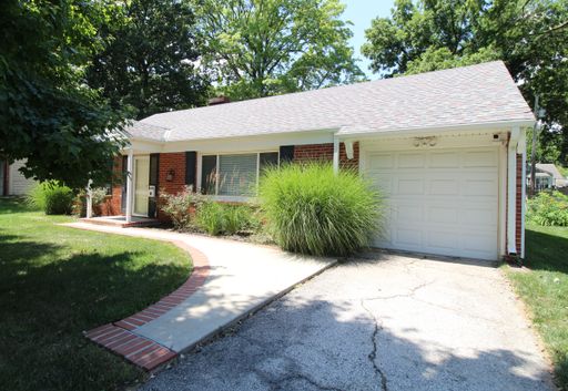 2 Bedroom 1 Bath Home In Prairie Village – photo 1
