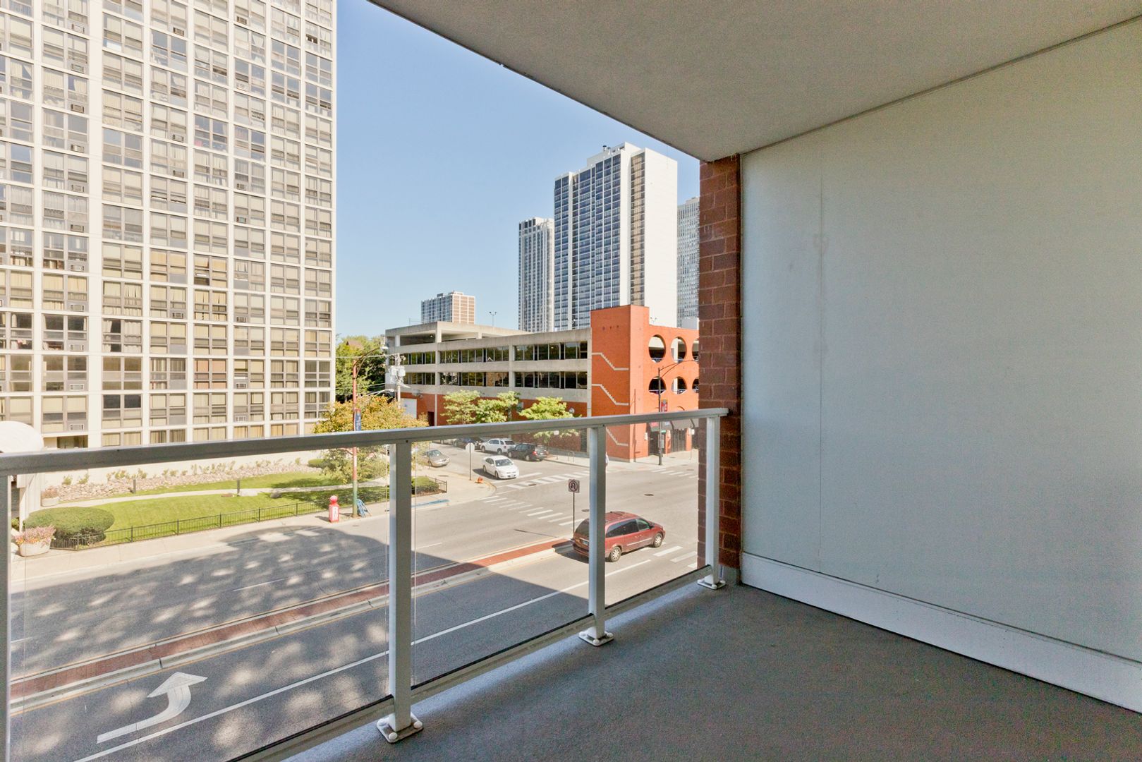 Chicago Apartment: 1552 N North Park Avenue