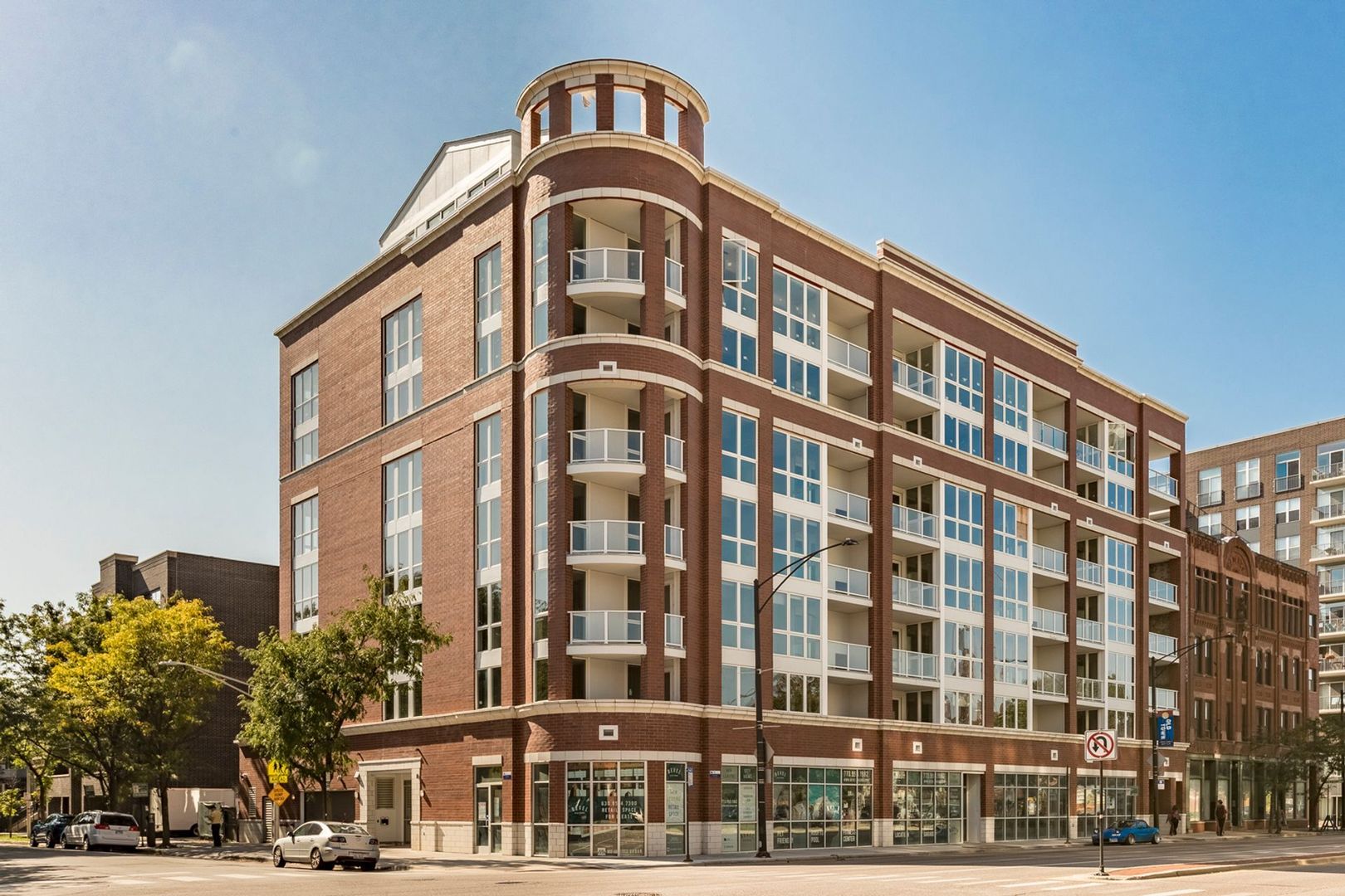 Chicago Apartment: 1552 N North Park Avenue