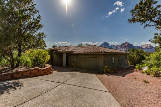 Furnished - 1 Month Rental ** Summer Special June - September $4,995/month – photo 1