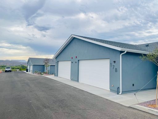 17 N. Alamos Drive Cottonwood One-Time Leasing