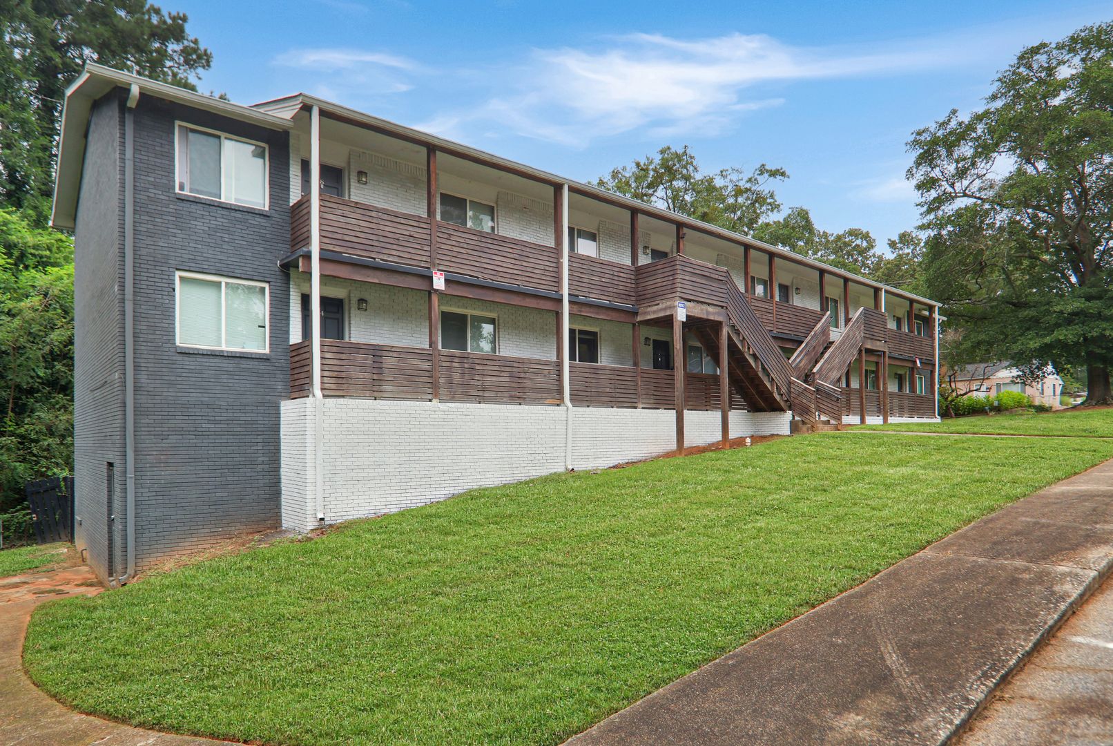 College Park Apartment: 2124 Park Terrace