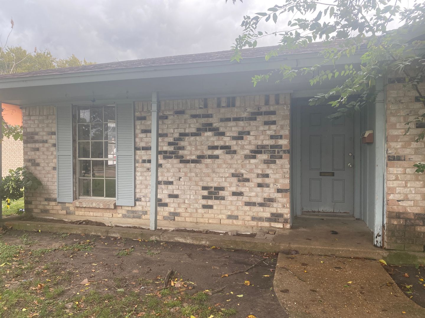 Garland Apartment: 1106 Yukon Dr.