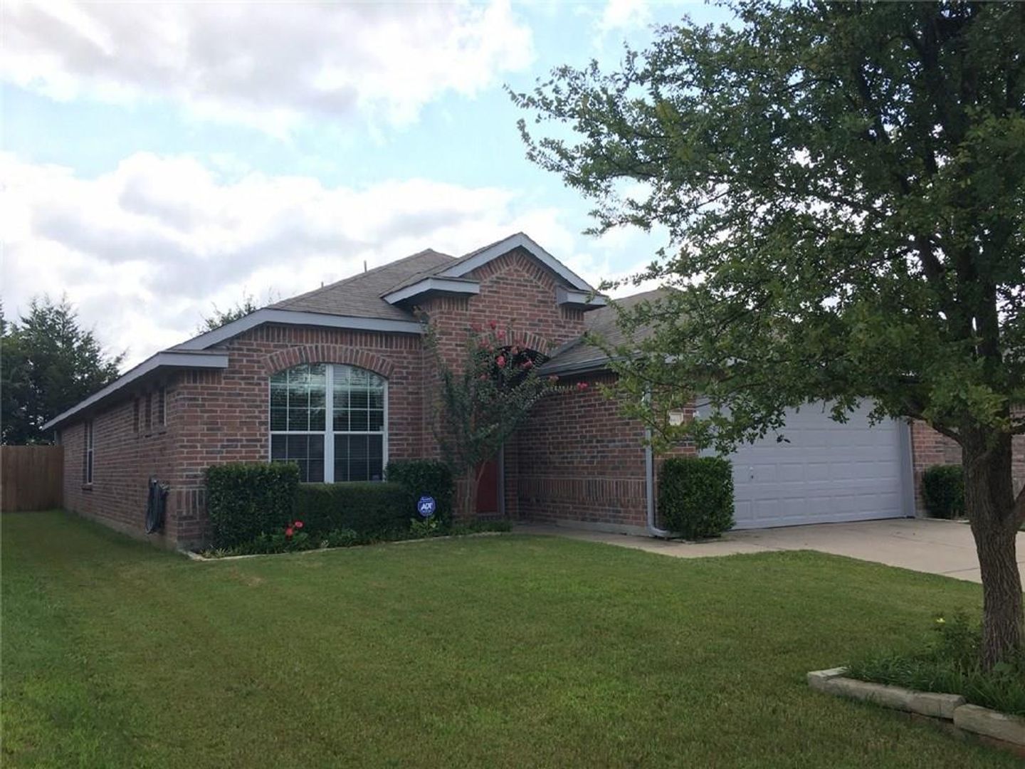 Anna House: 1621 Black Maple Dr.