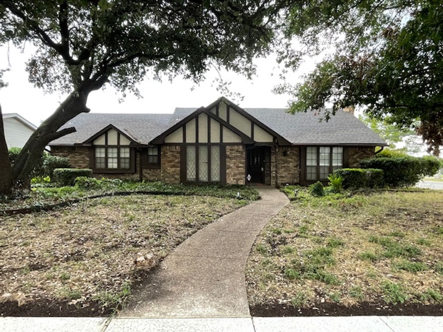 Plano House: 3101 Canterbury Dr.