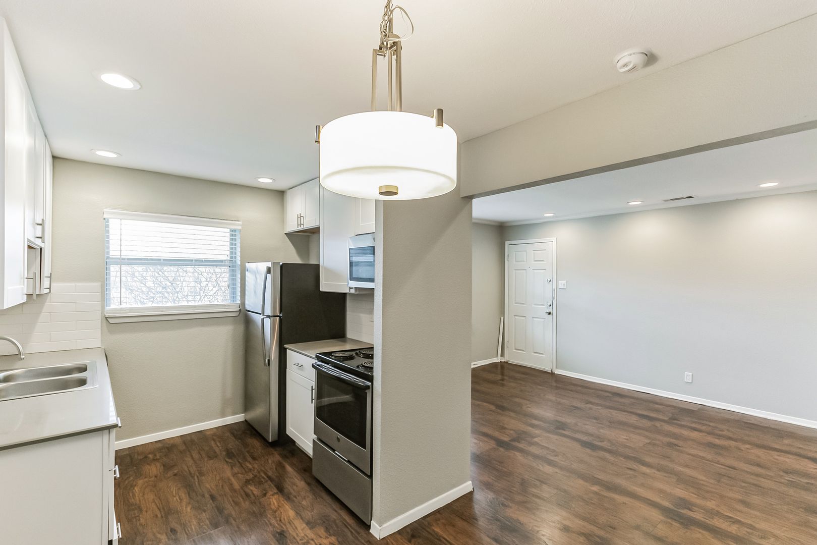 Dallas Apartment: 6315 Richmond Ave