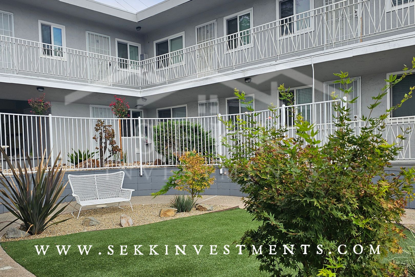 Walnut Creek Apartment: 1366 Oakland Blvd