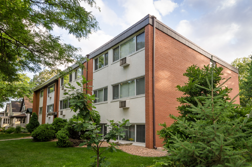 Minneapolis Apartment: 2832 Humboldt Ave S