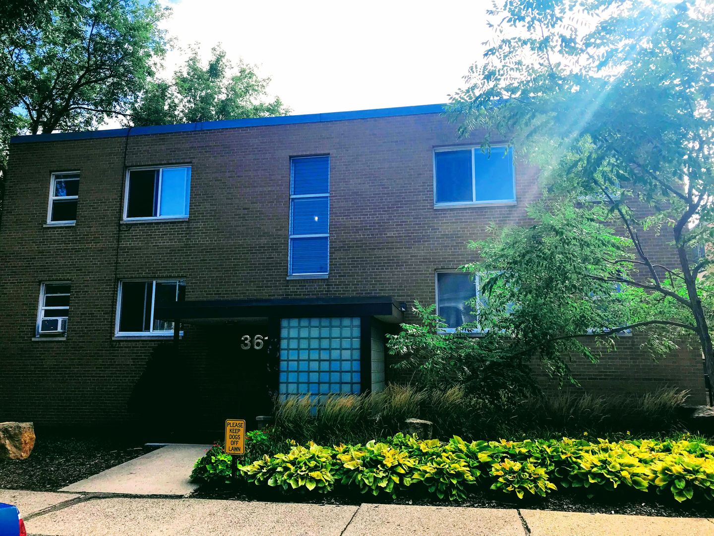 Minneapolis Apartment: 3611 & 3619 Colfax Ave S