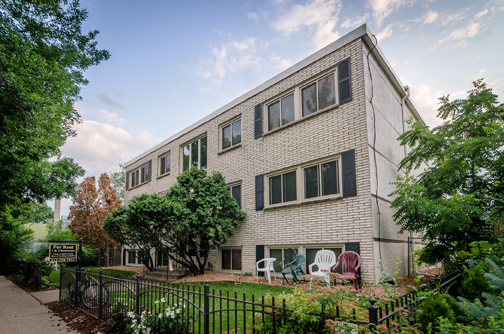 Minneapolis Apartment: 3436 Lyndale Ave S
