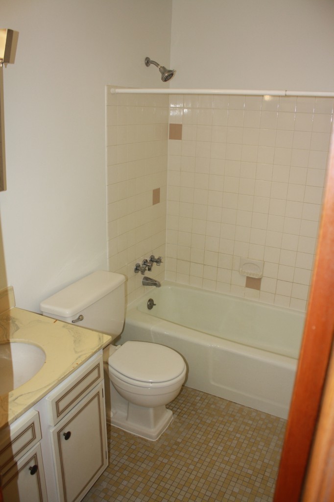Minnetonka Apartment: 10100 Minnetonka Blvd