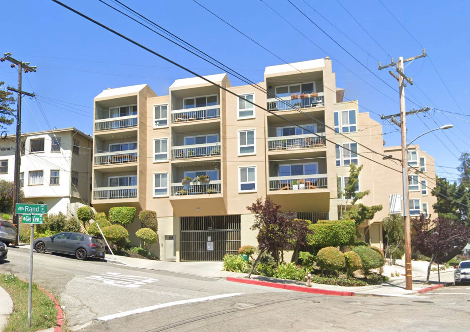 Oakland Apartment: 765 Rand Avenue