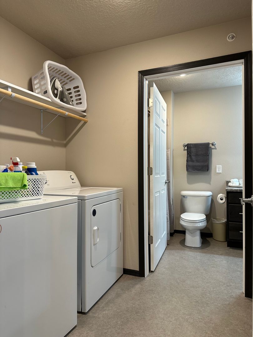 Laundry room at Tigerway Townhomes Inc (4 of 4)