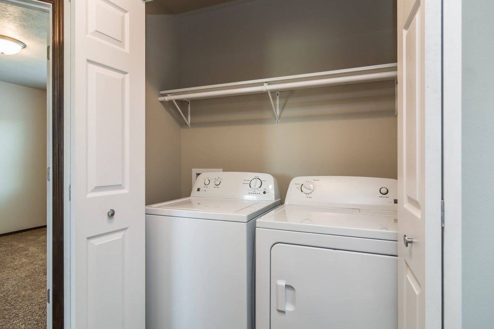 Heritage Townhomes LLC 3 of 13