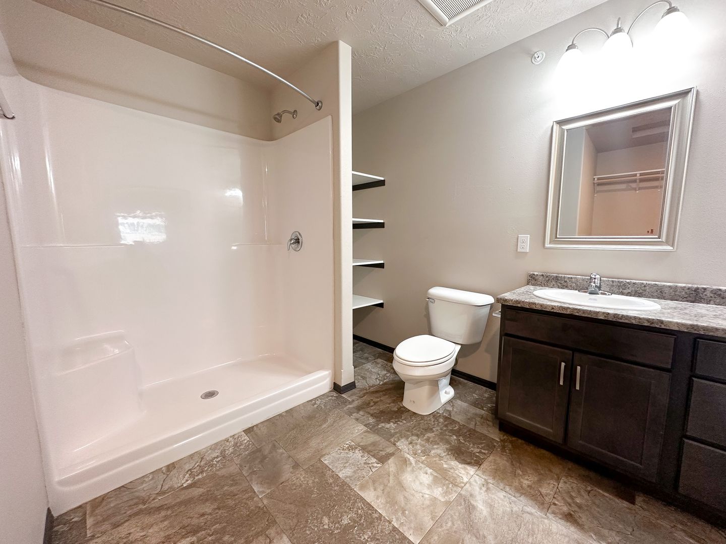 Heritage Townhomes LLC 7 of 11