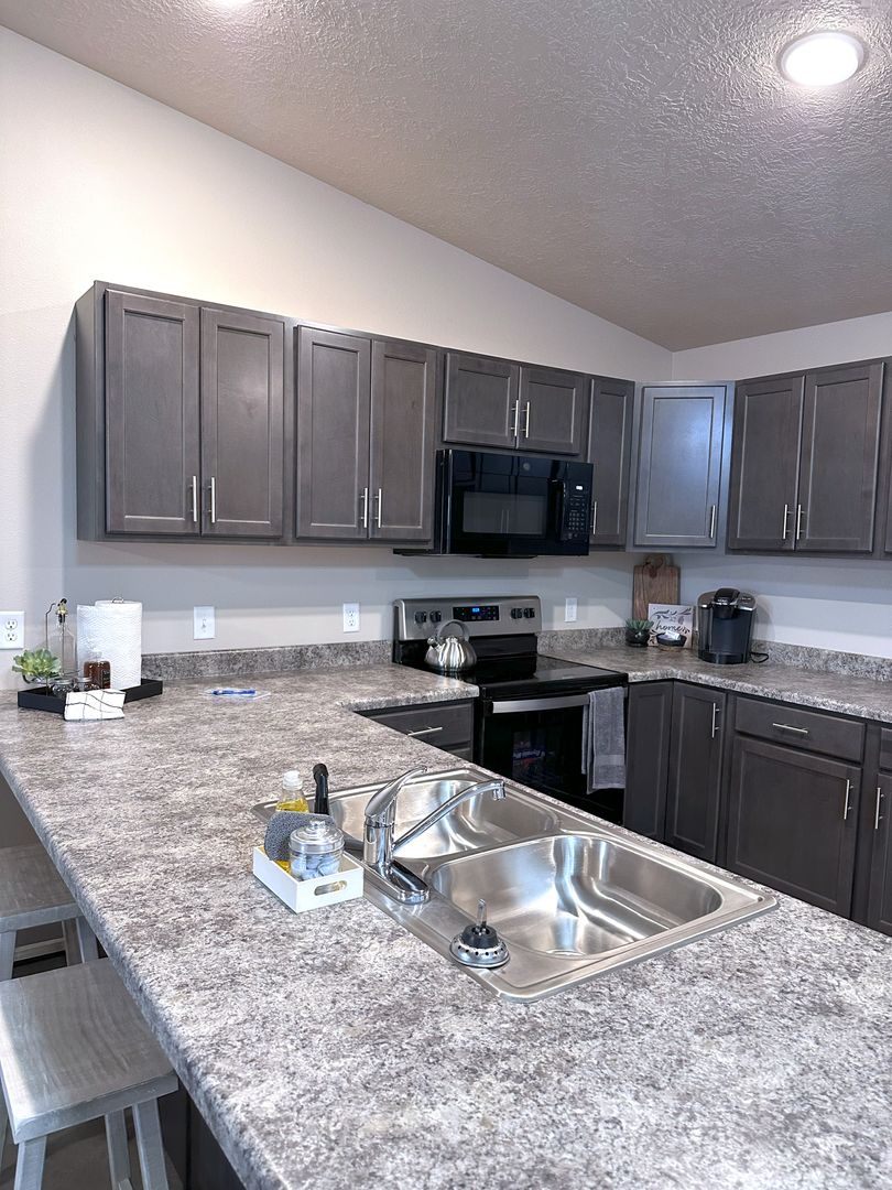 Tigerway Townhomes Inc 4 of 11