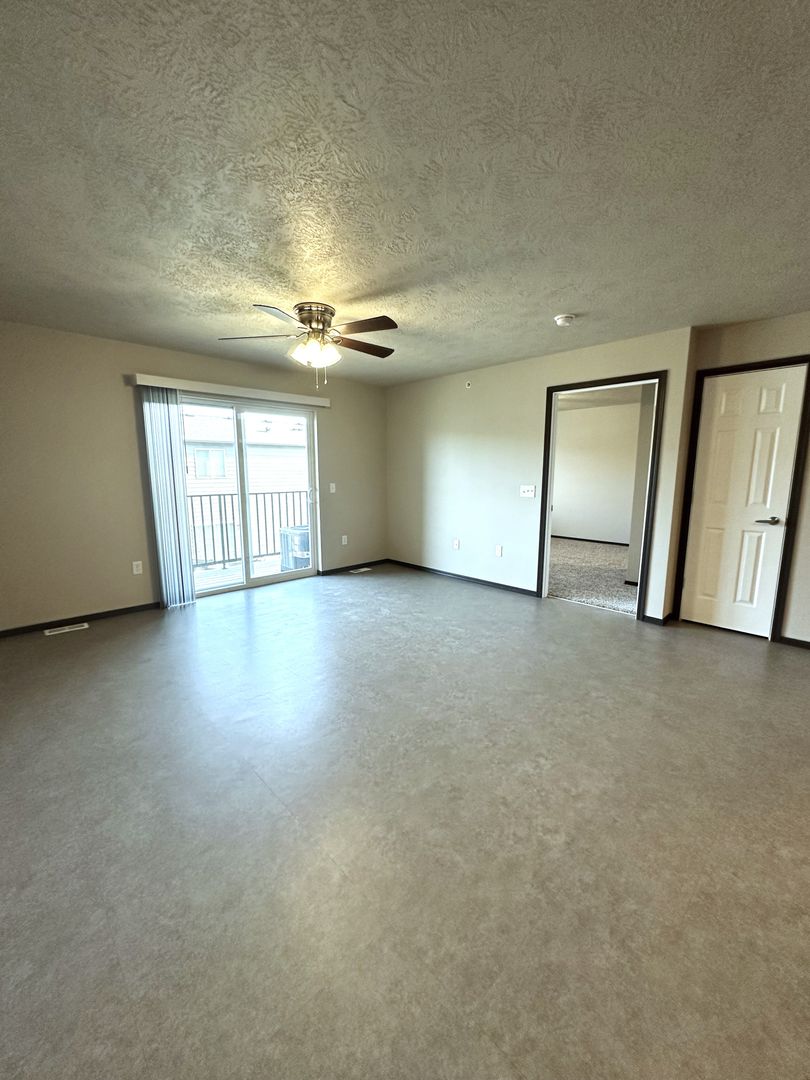 Heritage Townhomes LLC 2 of 10