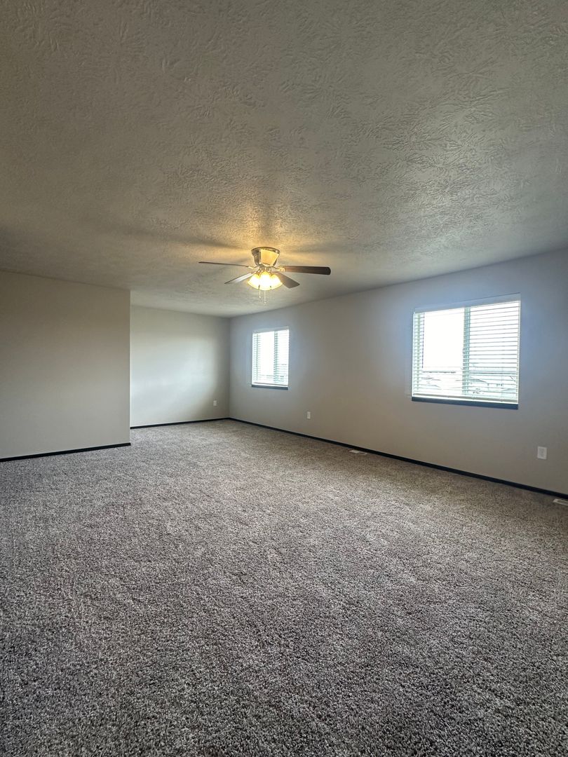 Heritage Townhomes LLC 1 of 11