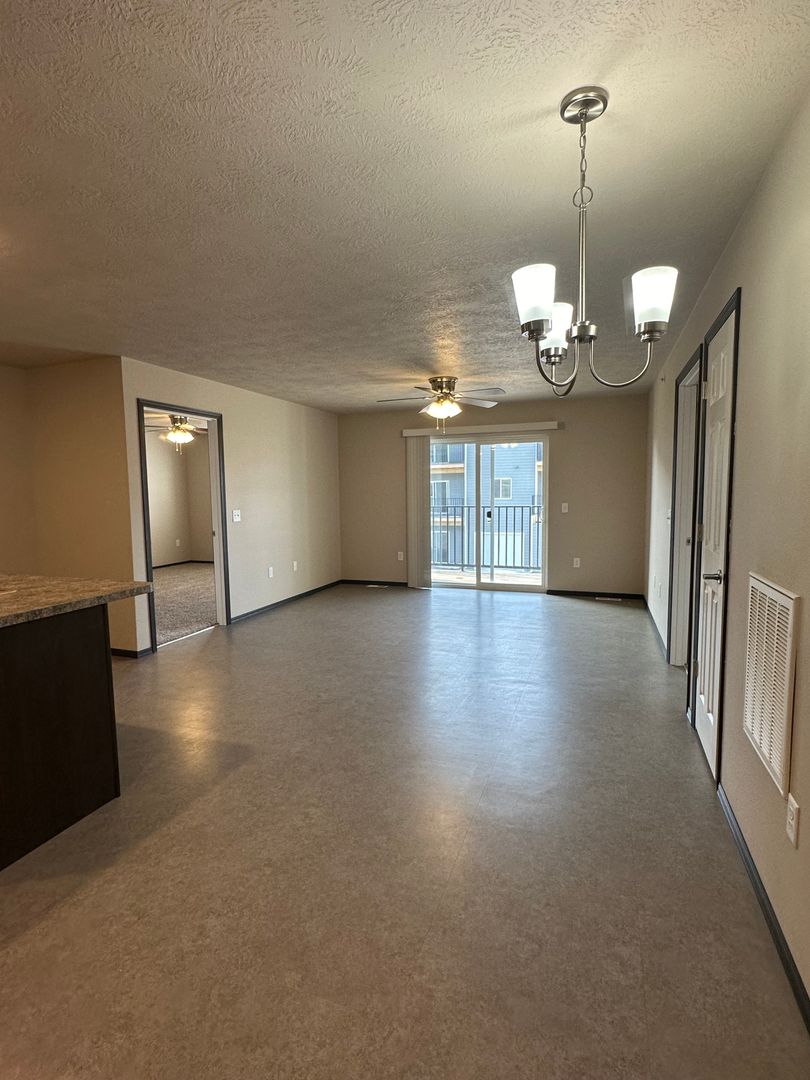 Heritage Townhomes LLC 1 of 8