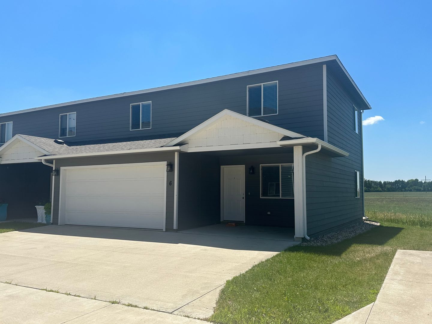 Tea Apartment: North Carla Ave