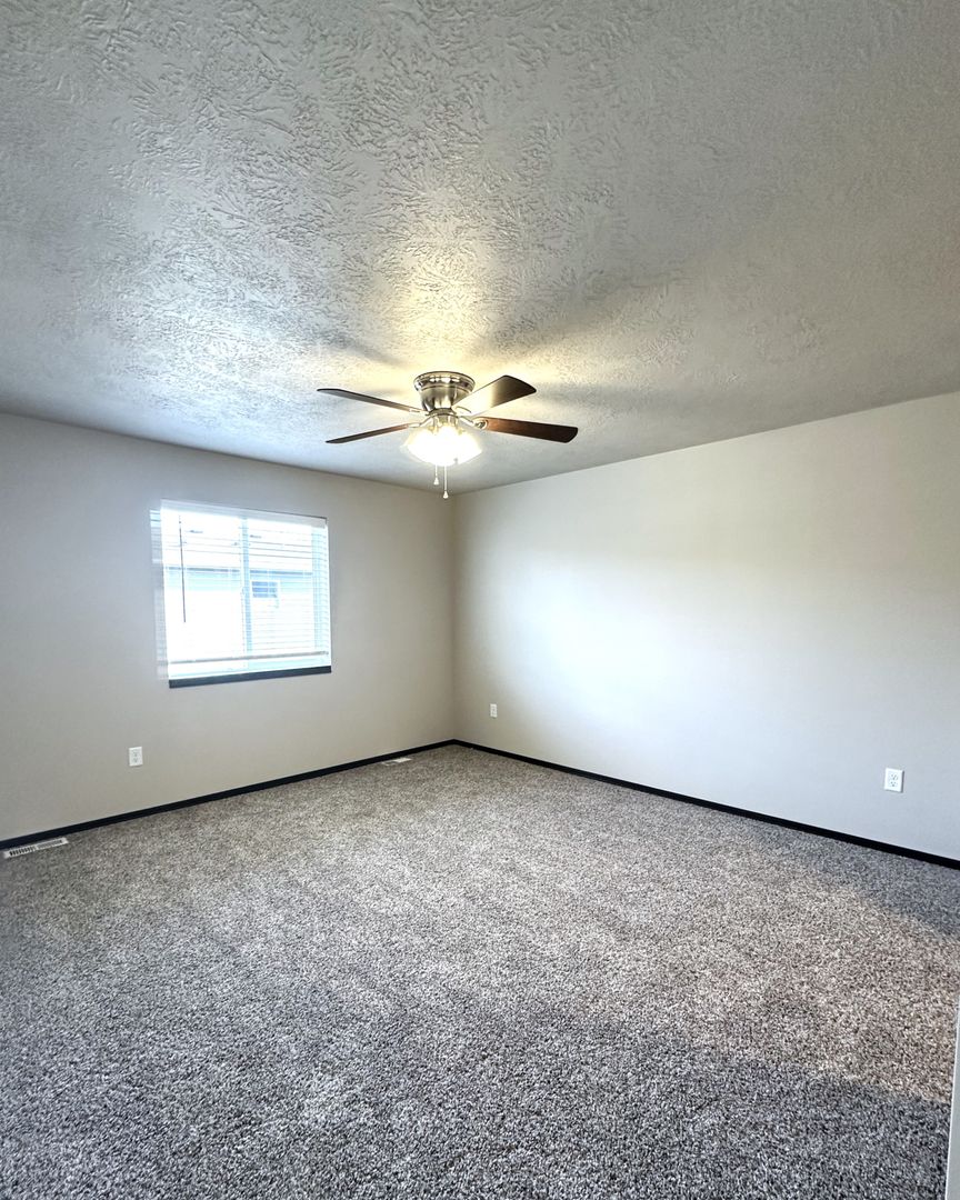 Heritage Townhomes LLC 7 of 11