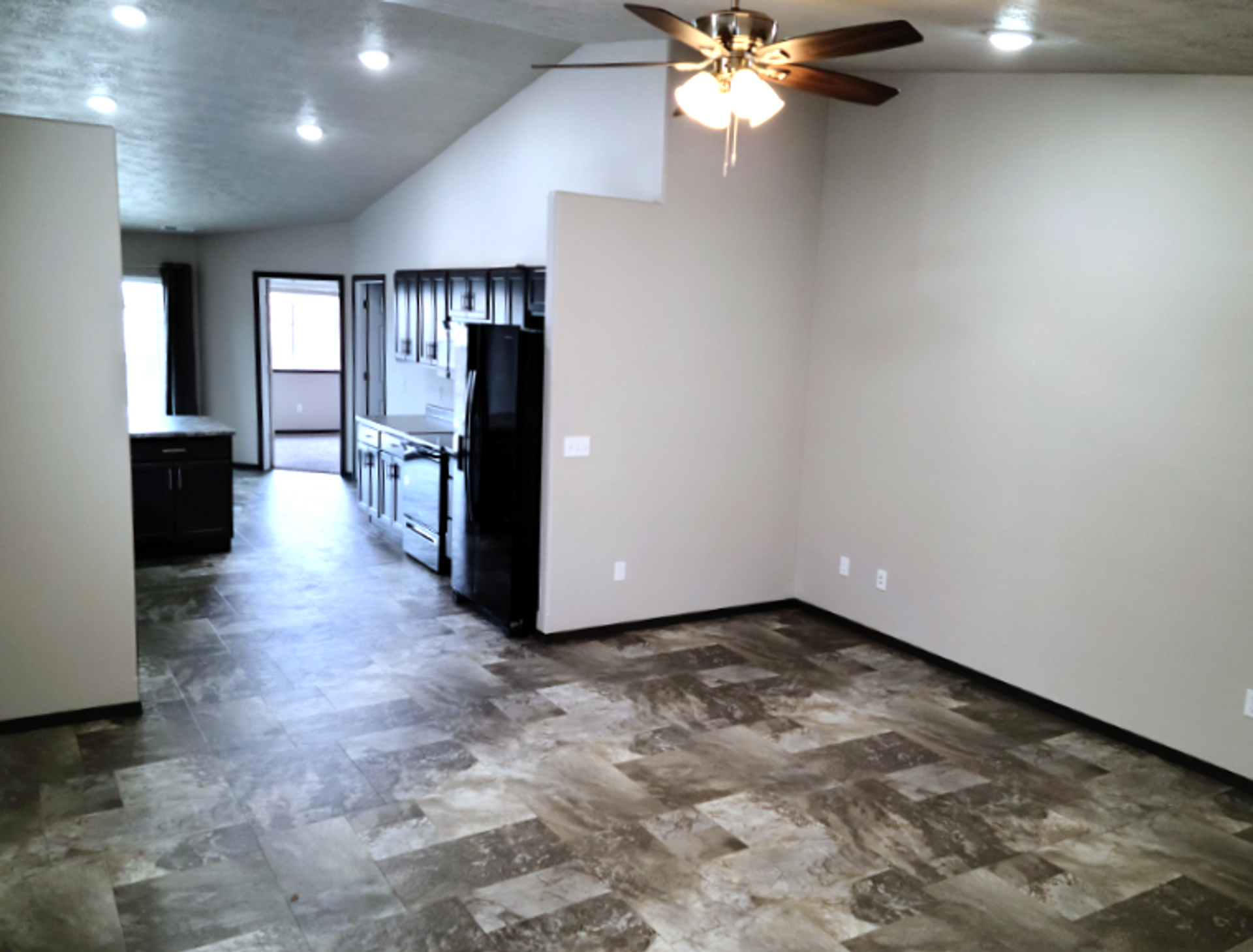 Heritage Townhomes LLC 9 of 12