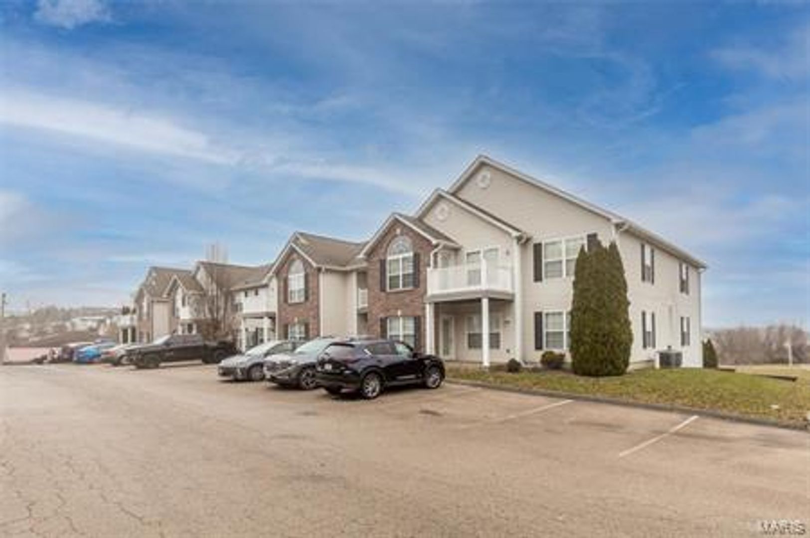 Herculaneum Apartment: 1770 Lexington