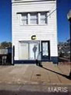 Great Location close to the downtown convention center, shopping, and major highways. – photo 1