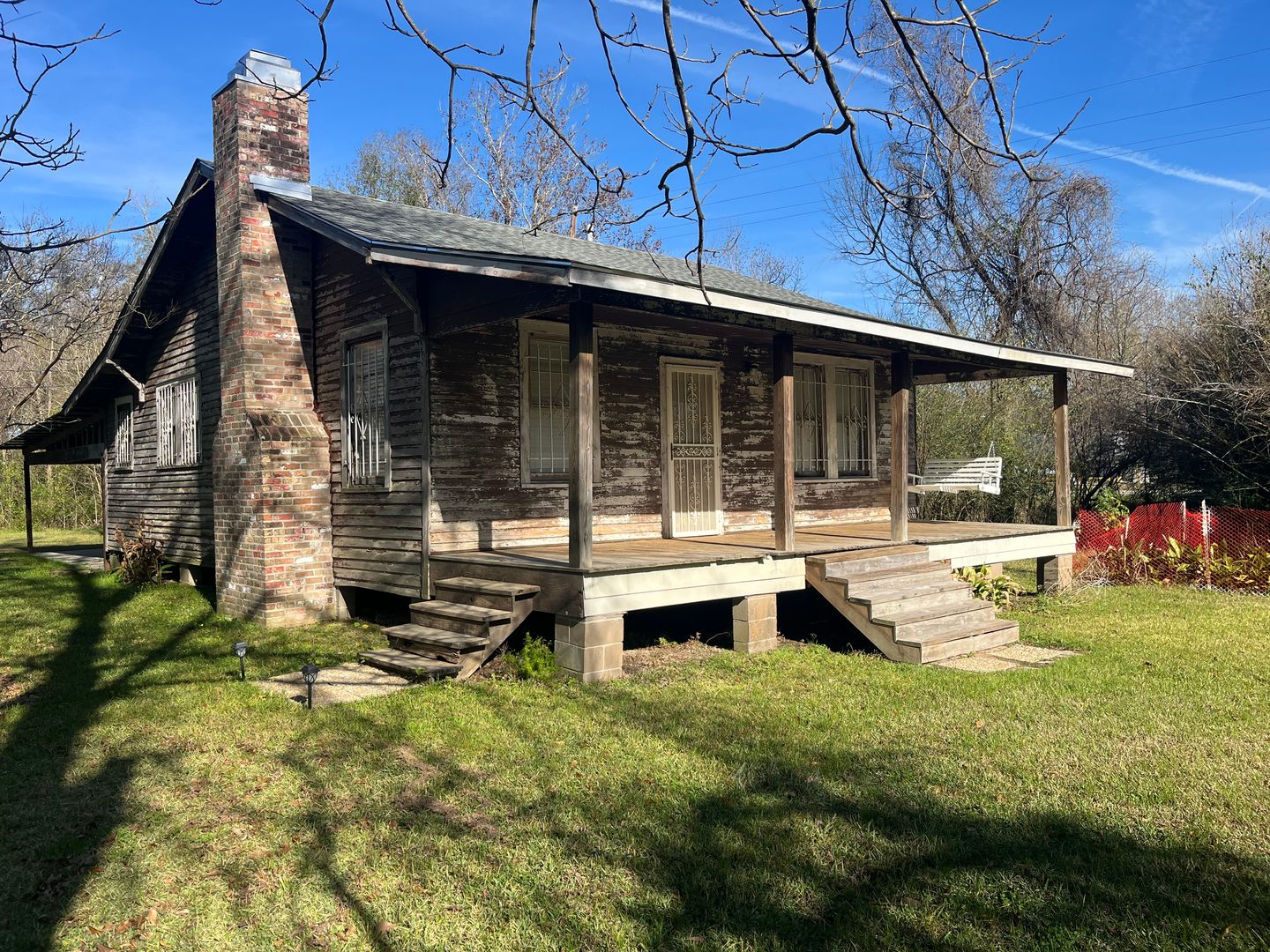 Baton Rouge House: 11917 N. Harrells Ferry Road