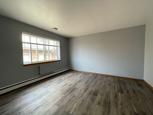 Studio on Prospect Avenue - Included heat – photo 1