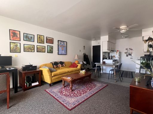 1BR in the heart of the east side! HEAT INCLUDED – photo 1