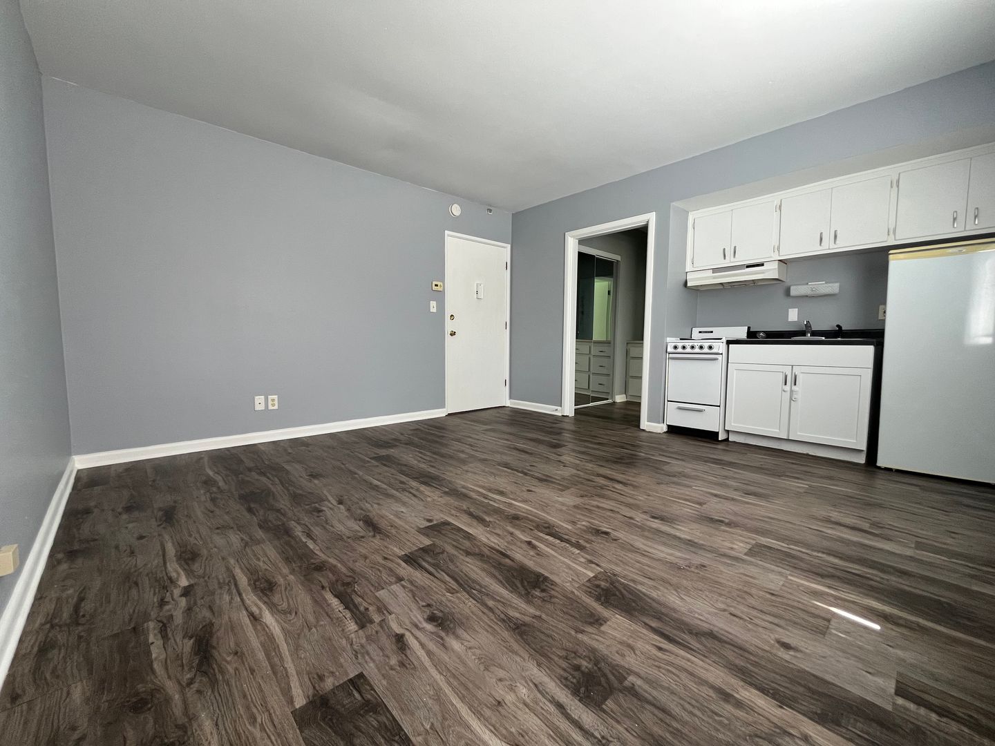 Milwaukee Apartment: 1417 N. Prospect Avenue