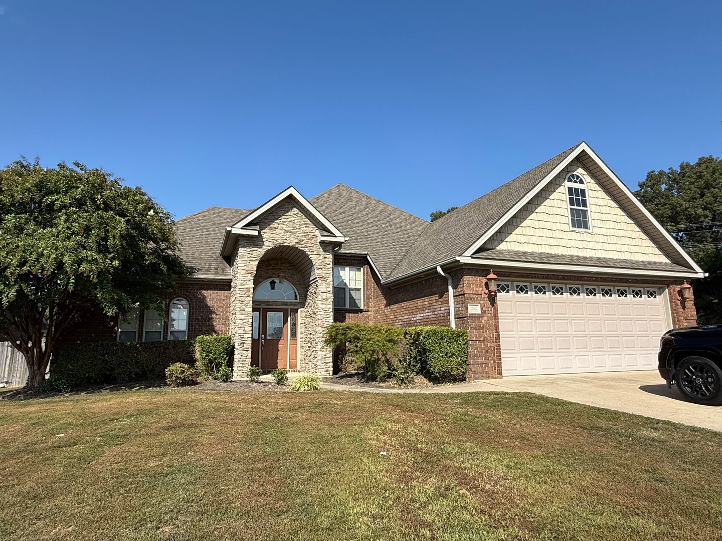 Jonesboro House: 2520 Granite Point