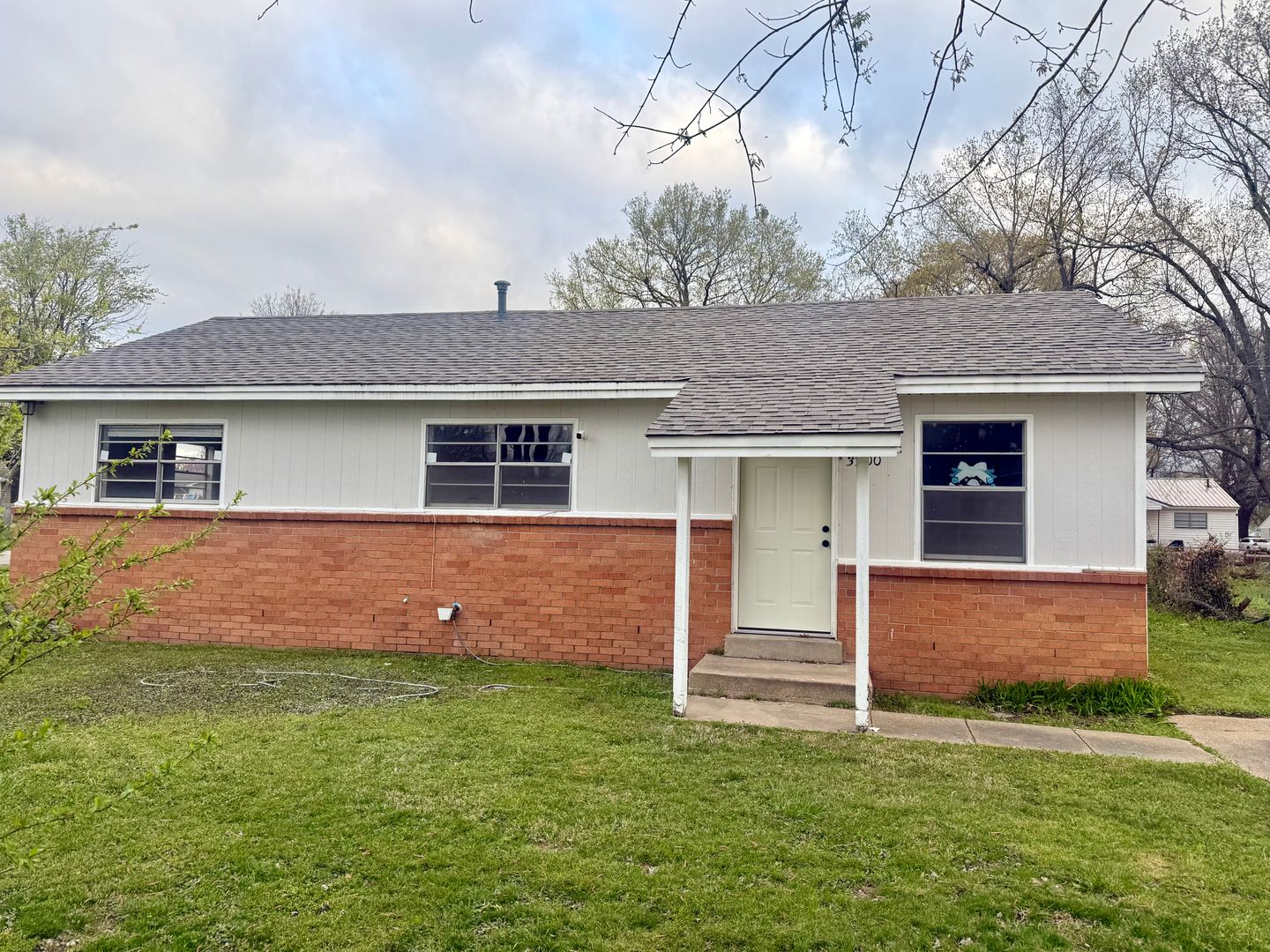 Jonesboro House: 3200 Meador