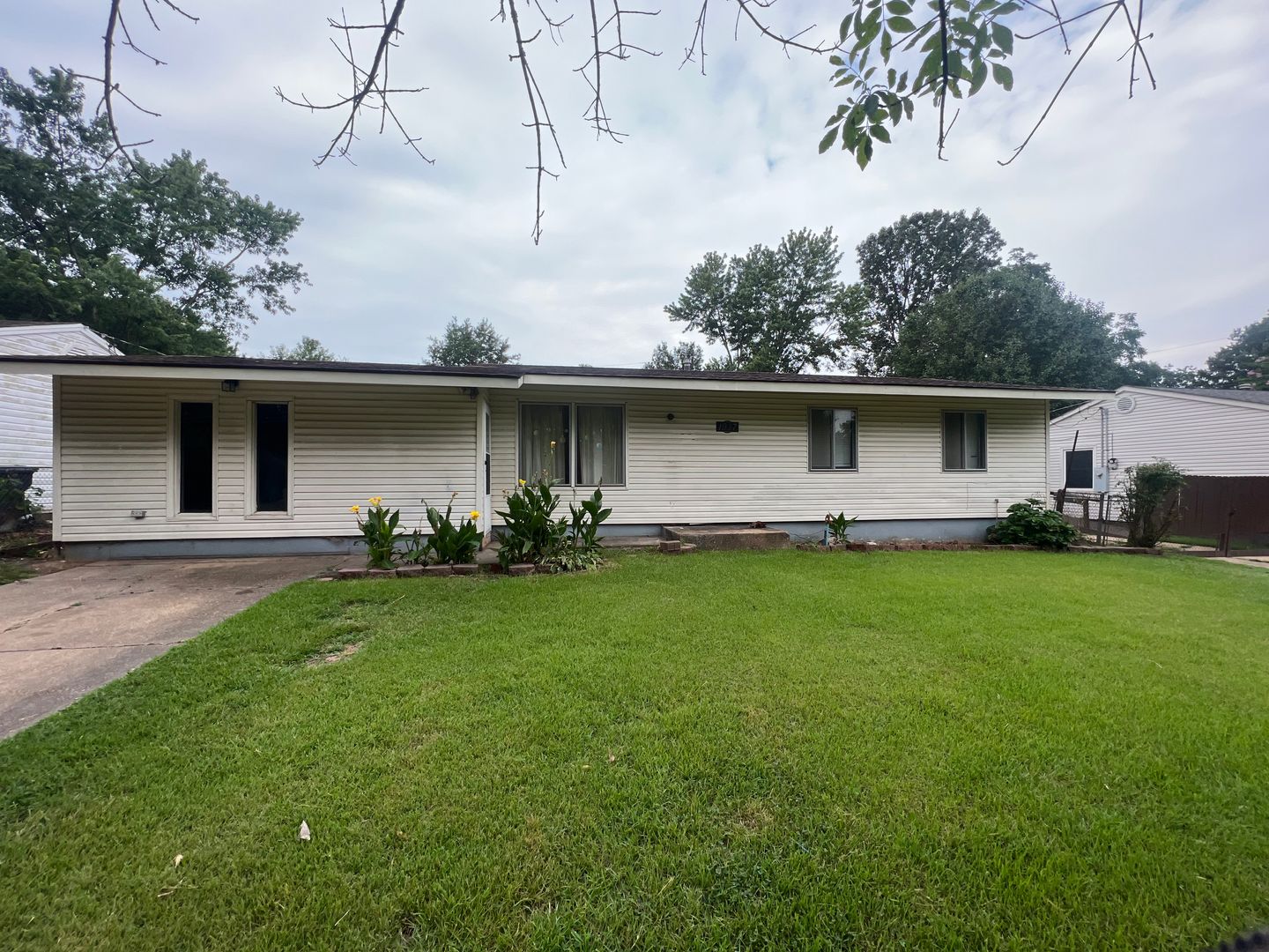 Jonesboro House: 1937 Edgewood