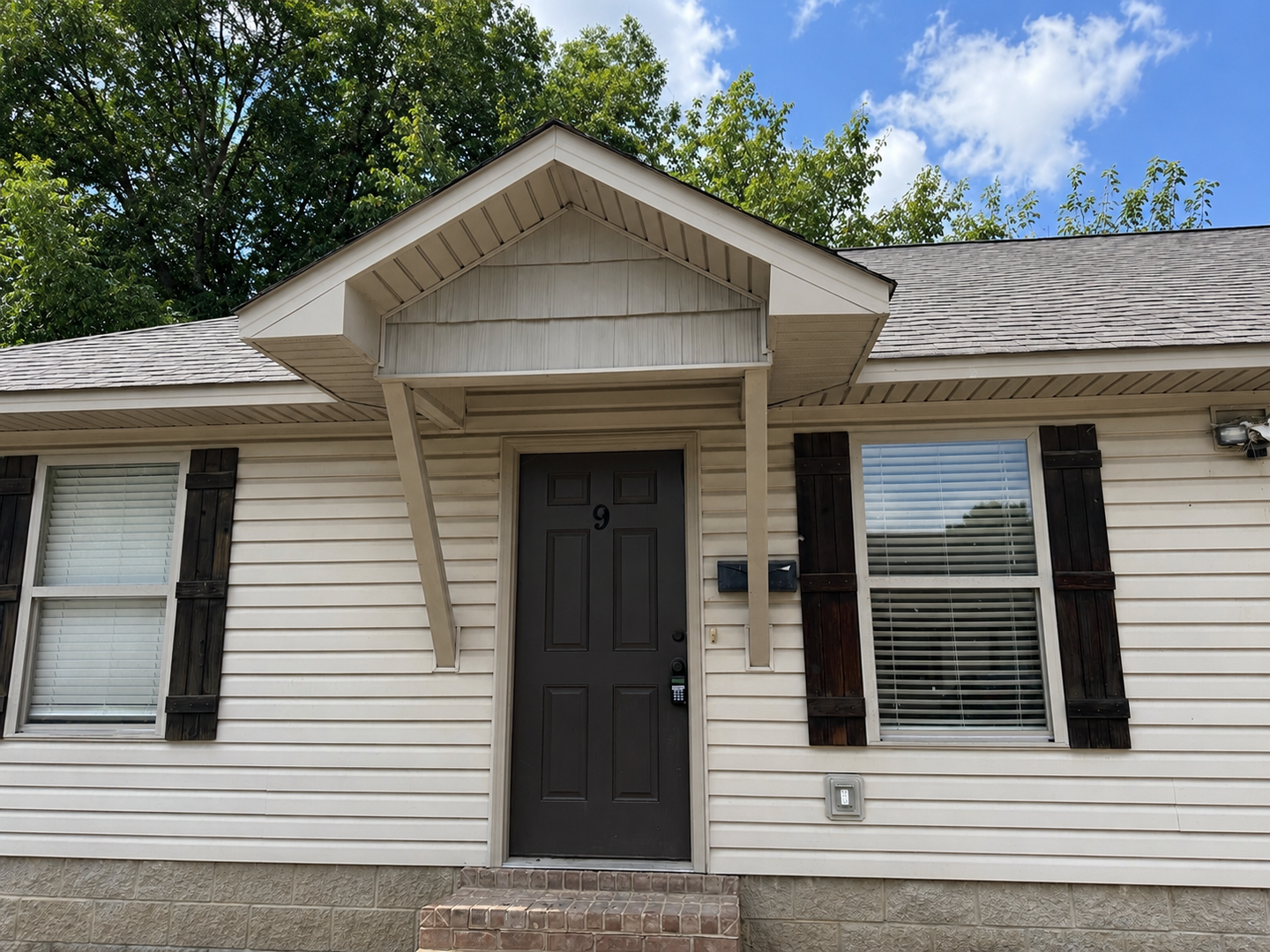 Jonesboro Apartment: 3705 School Street