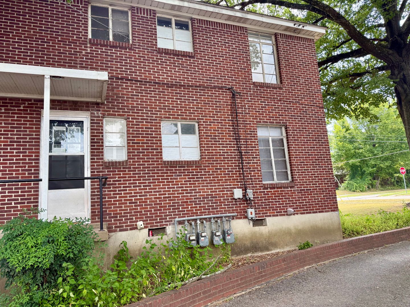 Jonesboro Apartment: 1009 Flint Street