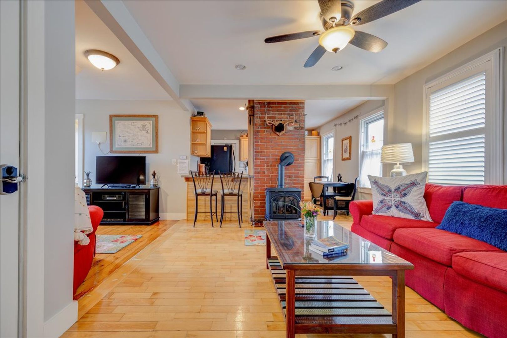 Portland Apartment: 34 Quebec St