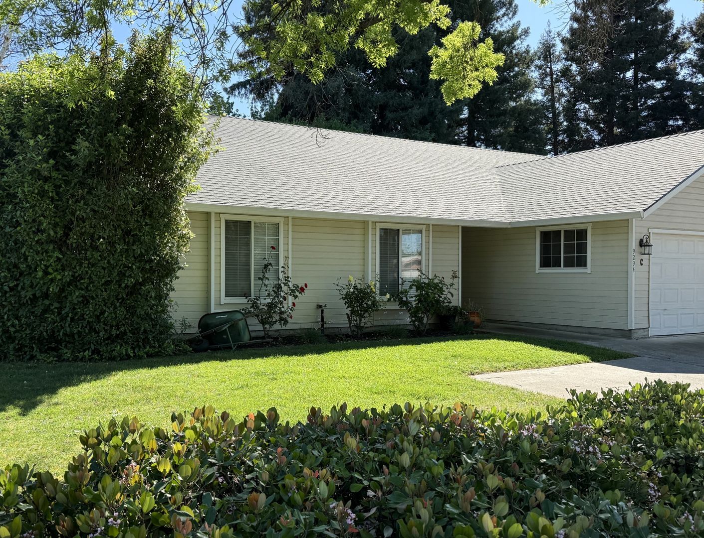 Durham Apartment: 9294 Goodspeed