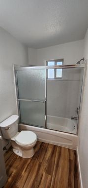 unfurnished upstairs studio midtown – photo 1