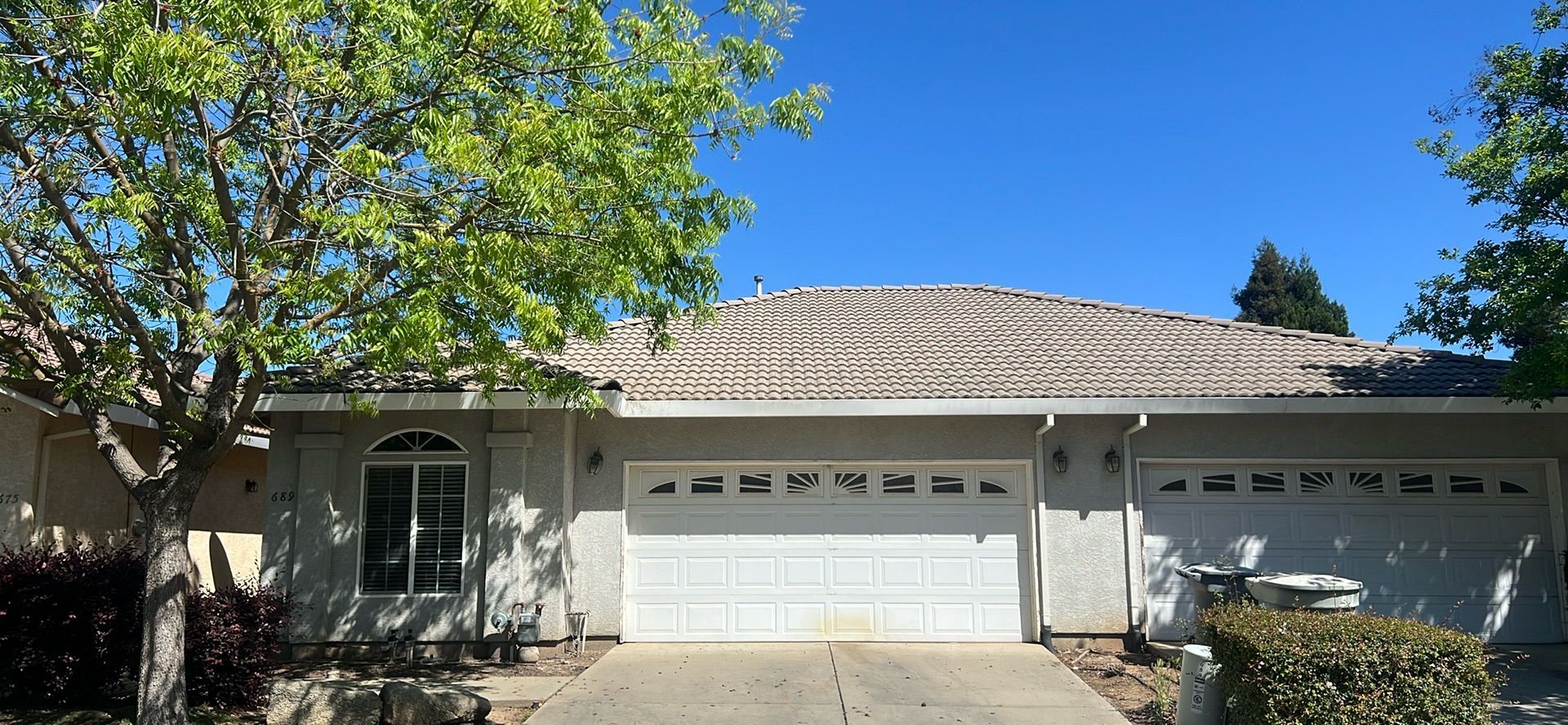 Merced Condo: 689 Gateway Cir