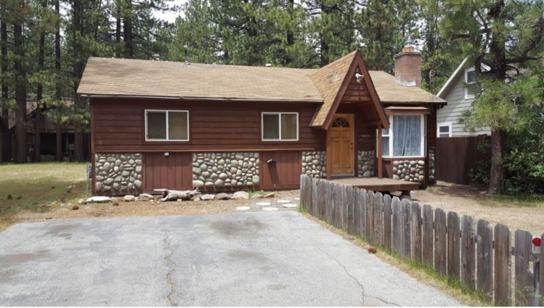 South Lake Tahoe House: 2609 Kubel Ave