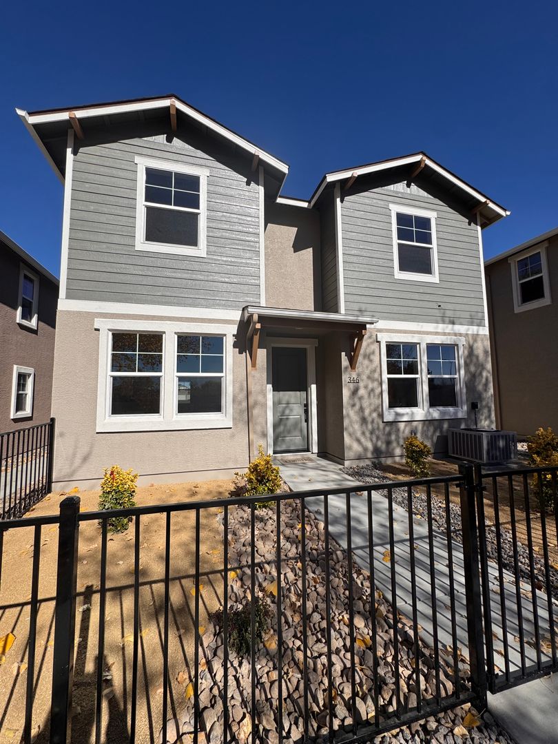 Gardnerville Townhome: 346 Cattail Circle