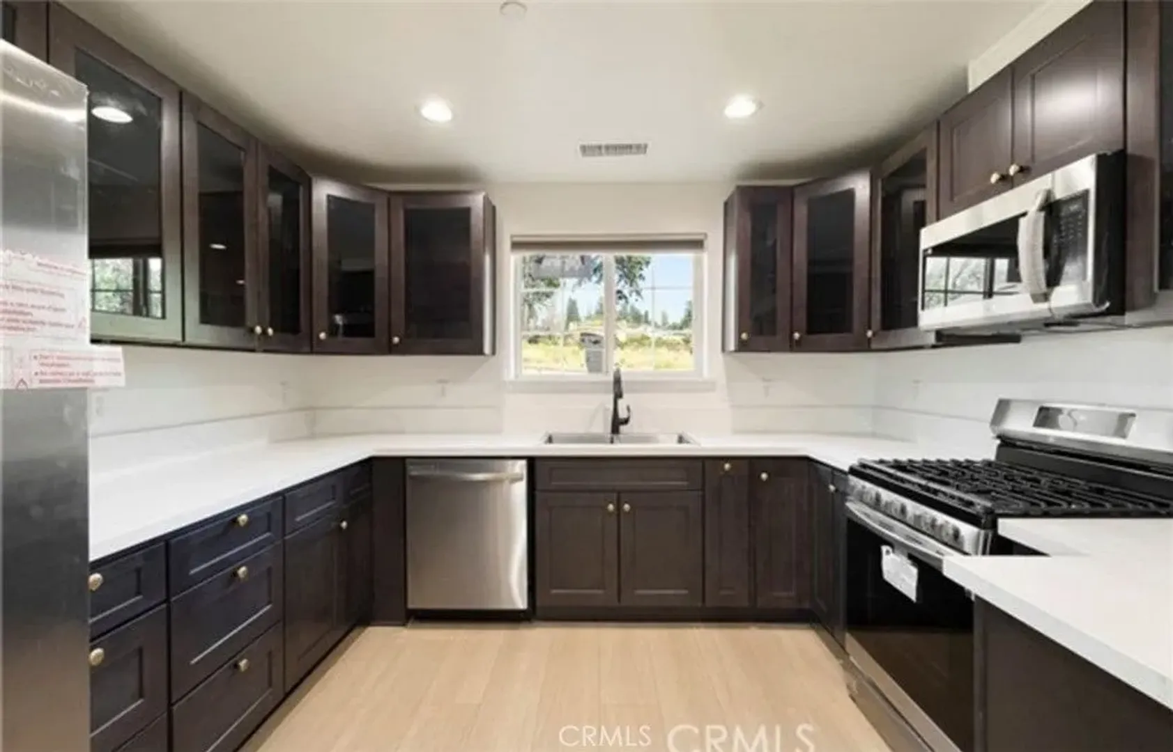 Paradise House: 867 Waggoner Rd