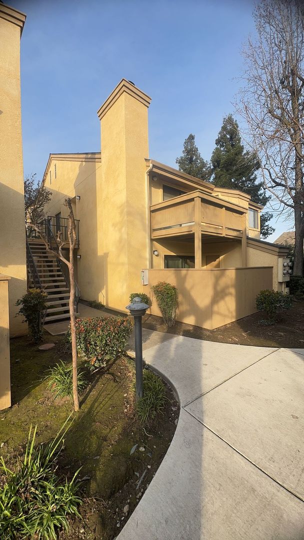 Modesto Condo: 3424 Vintage Drive #252