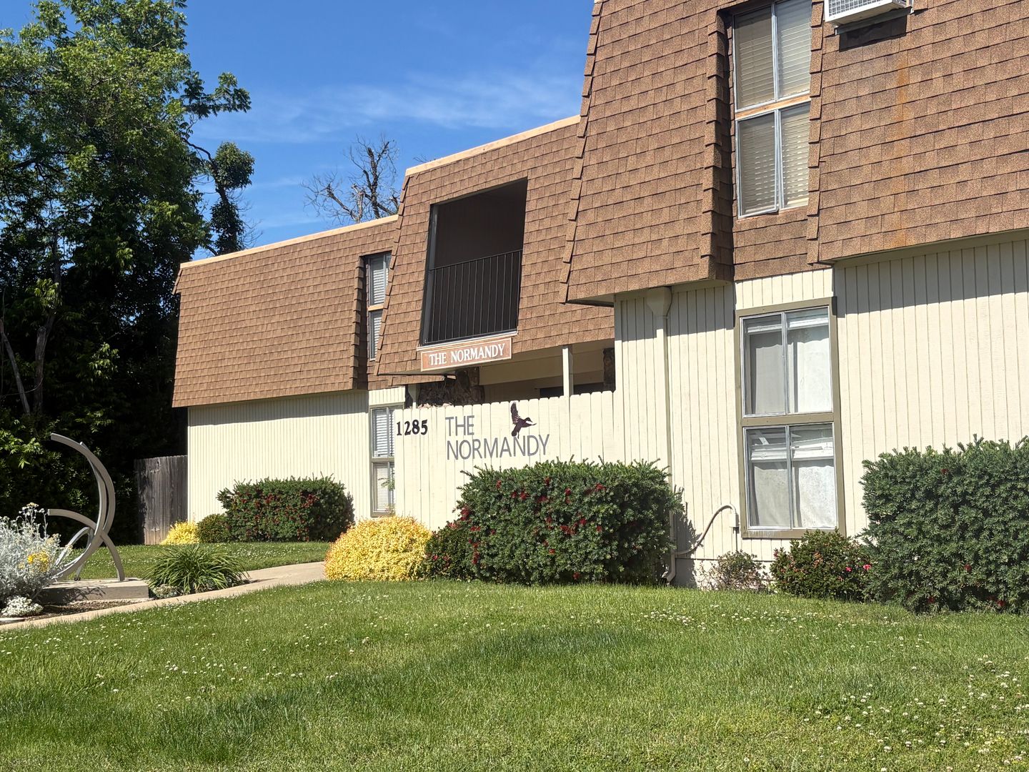 Yuba City Apartment: 1285 Live Oak Blvd.