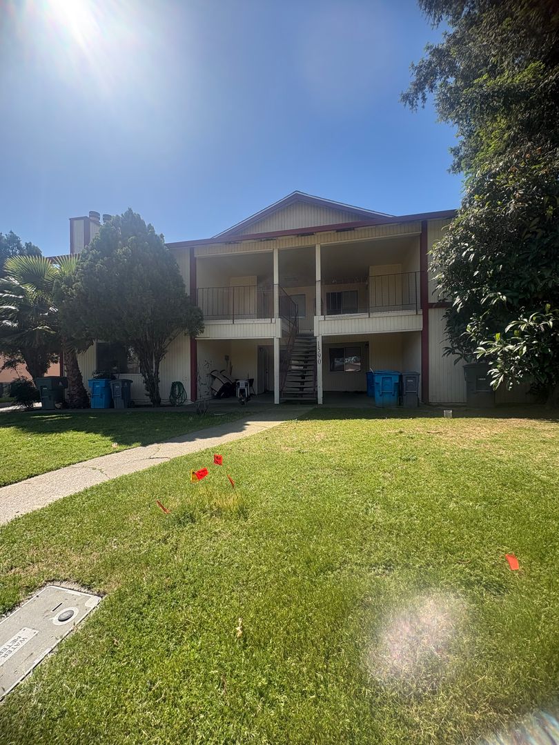 Yuba City Apartment: 1590 Alfred Way